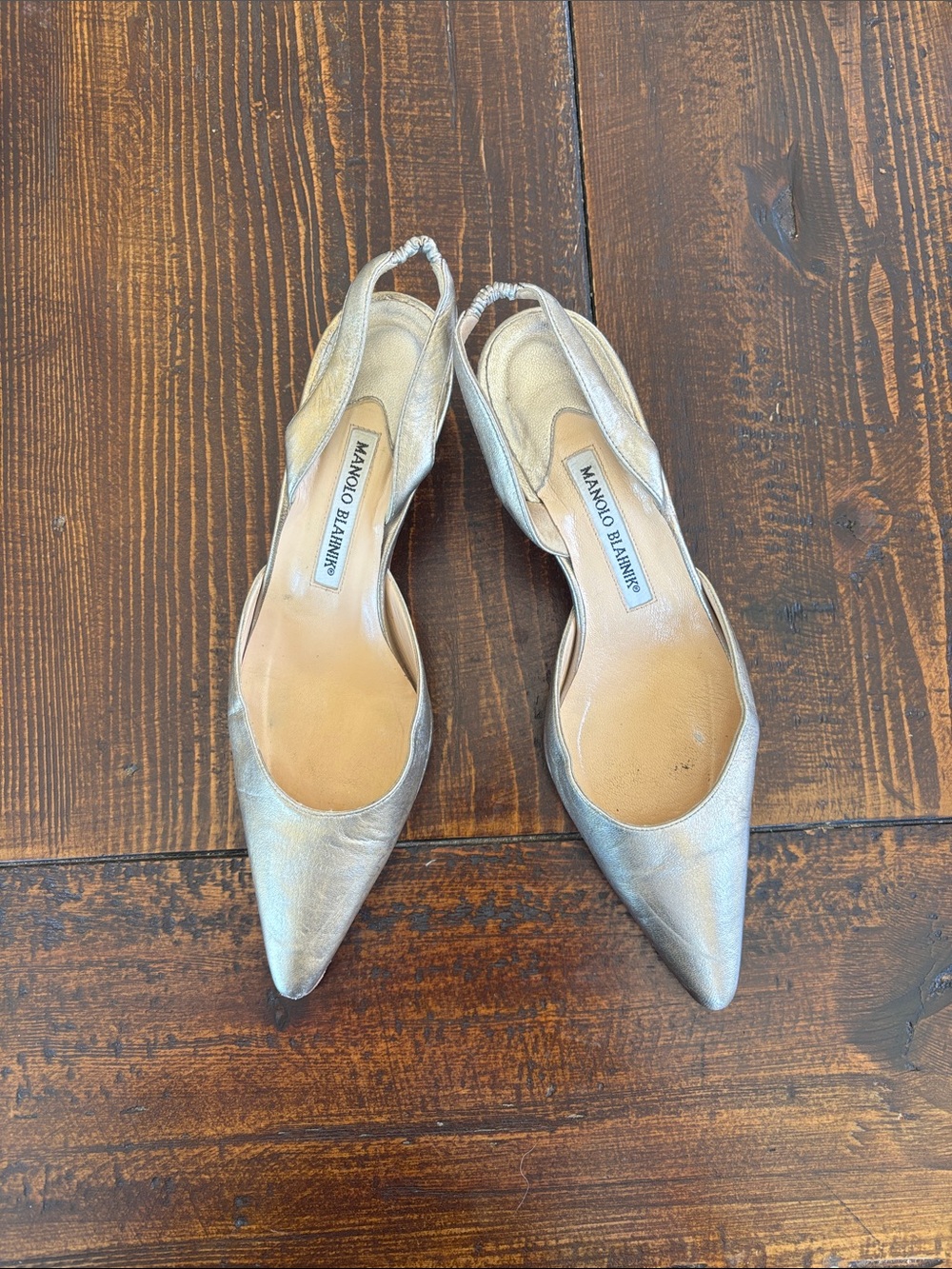 Manolo Blahnik Gold Slingback Kitten Heels Pointed Toe Pumps Size 37.5/7.5
